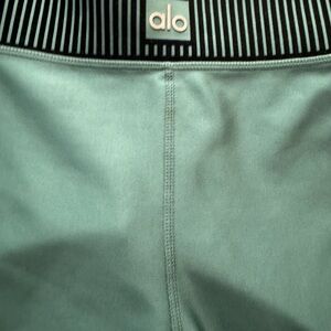 ALO Yoga Seafoam Green Leggings
